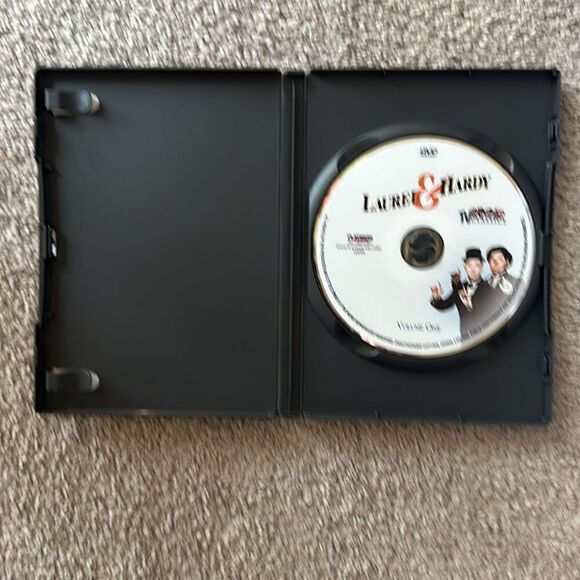 “Laurel & Hardy” TV Classics DVDs Set of Two! - Picture 6 of 12
